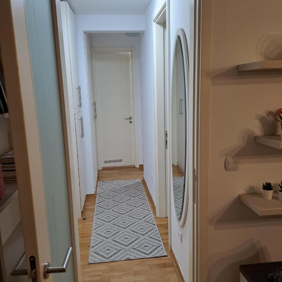 Manhattan Apartman Belvil Belgrado Esterno foto