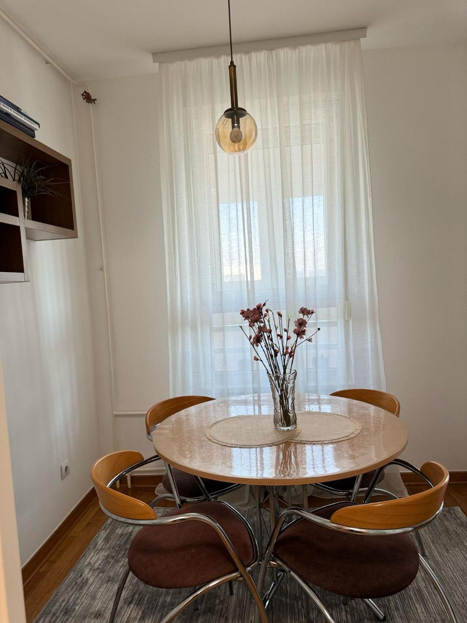 Manhattan Apartman Belvil Belgrado Esterno foto